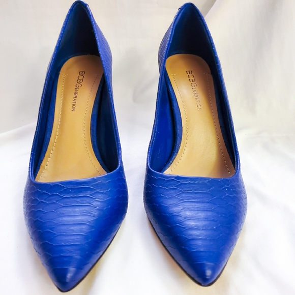 BCBGeneration purple faux snakeskin leather pump 6 - Picture 2 of 8